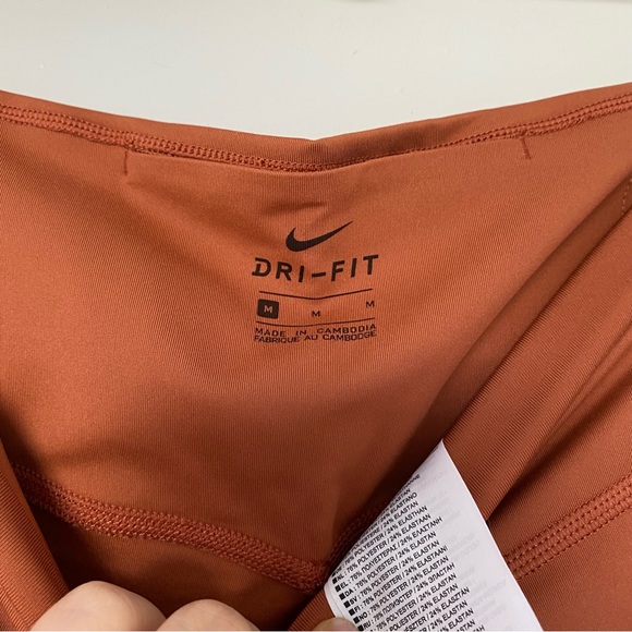 LAST CALL BNWT 🔥 Nike One Luxe Dri-FIT Mid-Rise Workout Legging in Terracotta - Picture 3 of 11